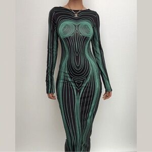 Black Long-Sleeve Bodycon Dress with Mint Graphic Contour